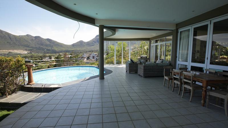 5 Bedroom Property for Sale in Crofters Valley Western Cape